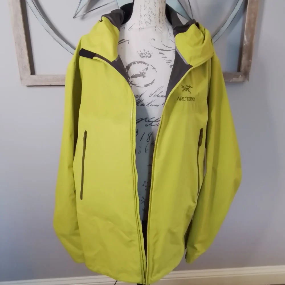 ARC'TERYX Beta SL Hybrid Mens Jacket GORE-TEX Lichen Neon Yellow - XL